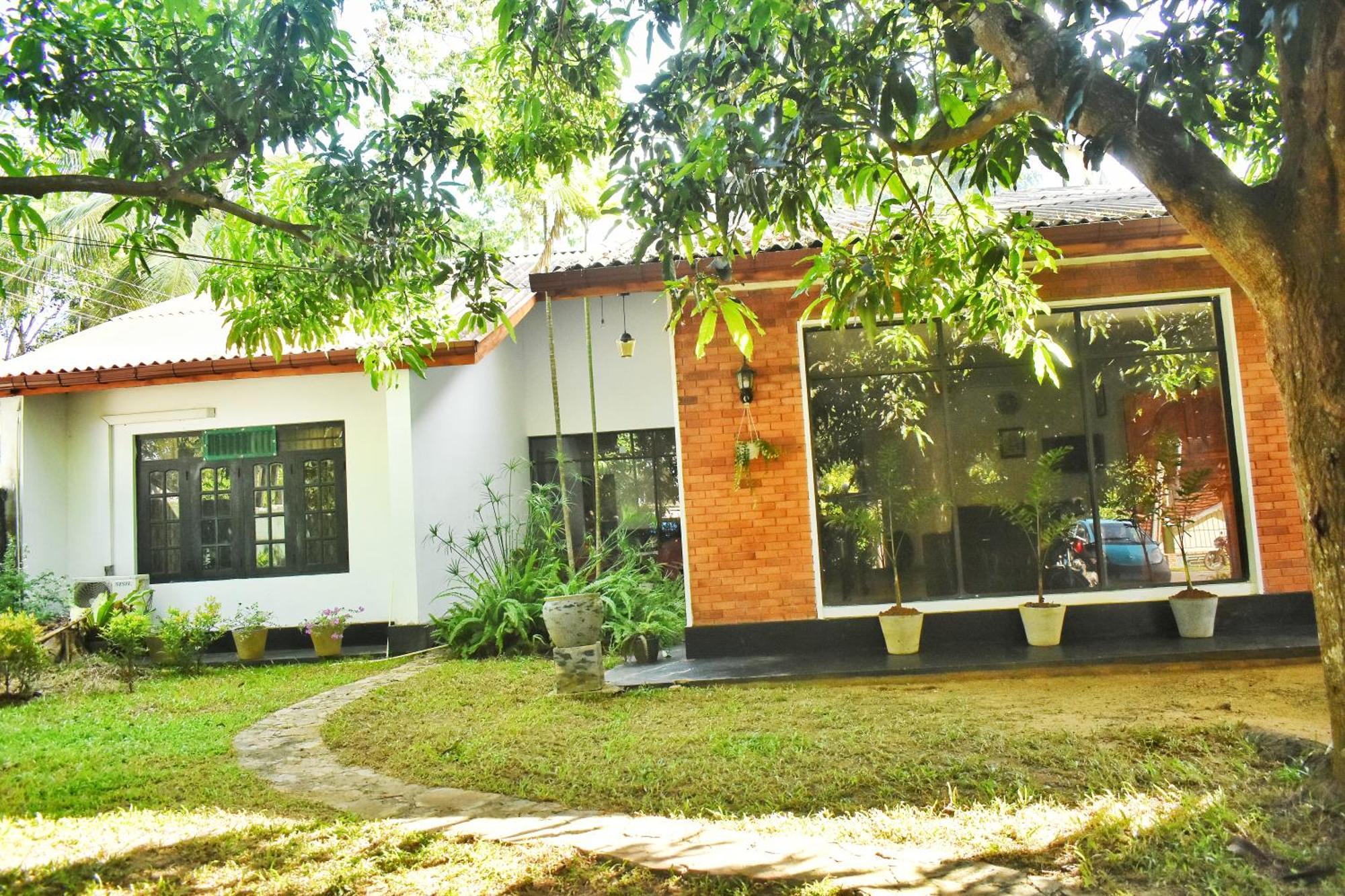 Leisure House Safari Bungalow Uda Walawe Extérieur photo